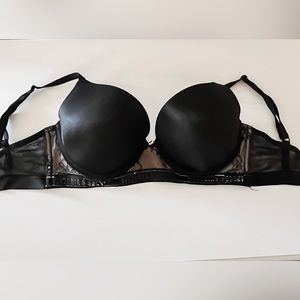 32DD VS Push Up Bra